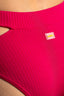 El bikini del verano: bandeau asimétrico con abertura en la cadera. Muy original y bonito. Bikini Boracay fresa de MOÛTT GIRLS.
